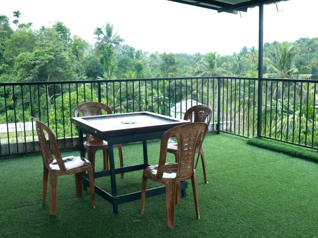 Rooftop Terrace with Mountain Canopy View